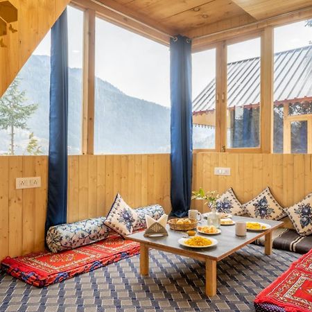 Into The Woods Treehouse Jibhi Villa ภายนอก รูปภาพ